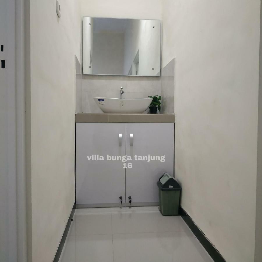 Villa Syariah Bunga Tanjung 16 Batu  Extérieur photo
